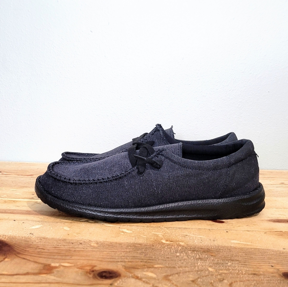 Very G Mr J Cade Black Canvas Slip On Shoes NEW Mens Size 9 Comfort Loafers